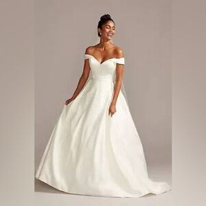 David’s Bridal, WG3979 - Elegant Off-Shoulder Ivory Gown NWT